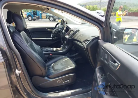 2019 Ford Edge Titanium z USA, uszkodzony, nr VIN 2FMPK4K90KBC02863